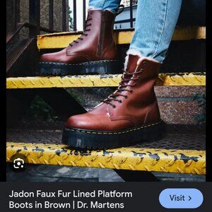 Dr. Martens Jadon Fur Lined